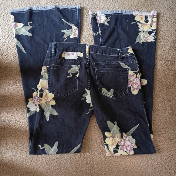 Free People Denim - Free People miami Nights Flare Wide Leg Bell Raw Hem Floral Print Jeans Pants 26
